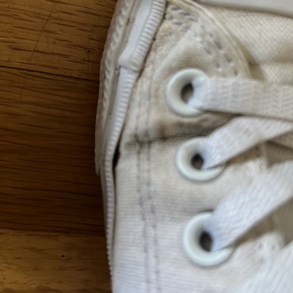 Converse Chuck Taylor II White Low Top w/ Nike Lunarlon - Picture 11 of 13